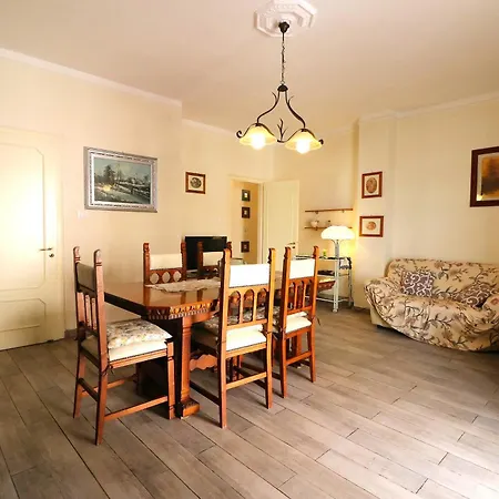 Apartman Salsedine 26